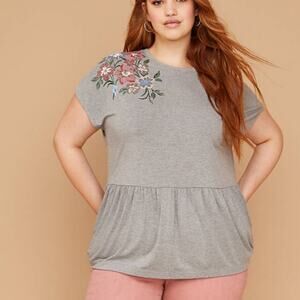 NWT Lane Bryant Gray Floral Short Sleeves Peplum Tee Shirt Plus Size: 10/12 (0X)